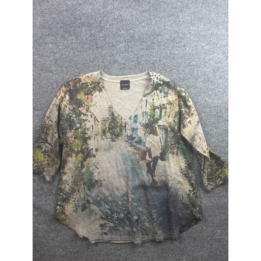 I.Noah Graphic Print Top Womens Large Grey V-Neck 3/4 Sleeve Artistic Scene